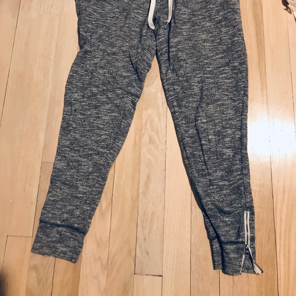 AE joggers - Picture 3 of 3